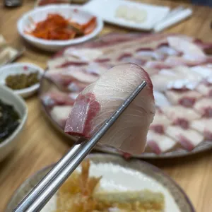 사량도 자연산횟집 리뷰 사진