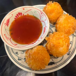 에머이 대표 사진