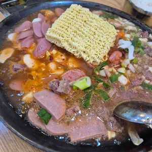 두꺼비부대찌개 사진
