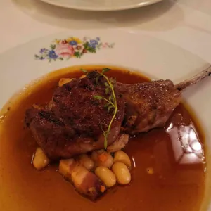 비스트로 드 욘트빌 사진