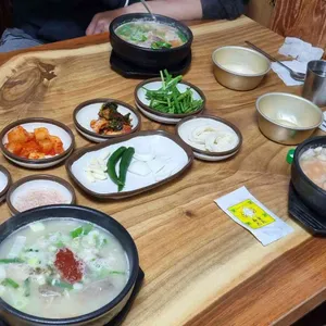 설봉돼지국밥 사진 1