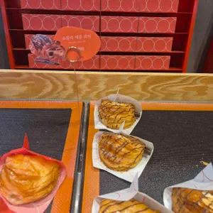 베이크 라플 더현대서울 팝업 사진