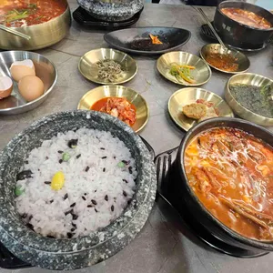 완뚝순두부 사진