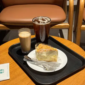 스타벅스 대표 사진