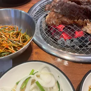 정일품 사진