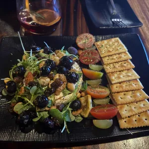 에브리데이나잇 대표 사진