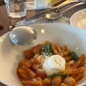 올리브 에비뉴 사진