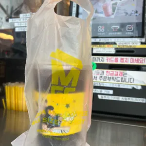 메가커피 사진 1