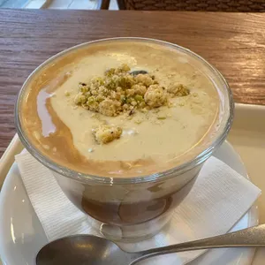 카페 리벌스 사진