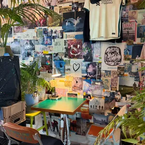 룩앳더패스트 리뷰 사진