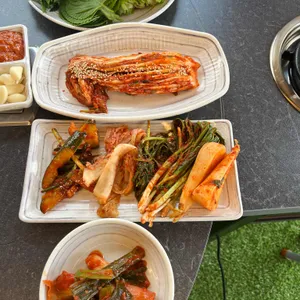 김장날솥뚜껑삼겹살 리뷰 사진