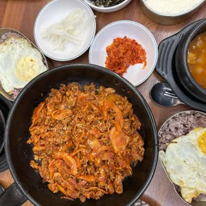 딸부자네불백 사진