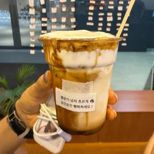 커뮤트 사진 2