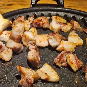 초필살돼지구이 사진