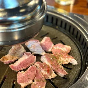 금빛한돈 대표 사진