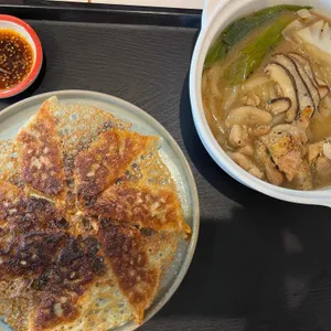 요미우돈교자 사진