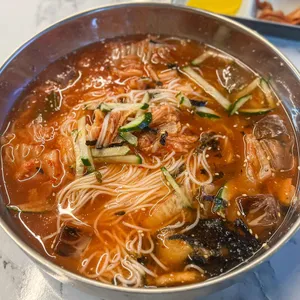 기운찬국수 사진