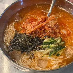 기운찬국수 사진