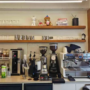 커피버튼 리뷰 사진