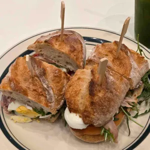 반헤이브 대표 사진