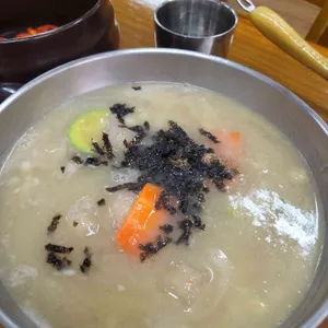 풍물옹심이메밀칼국수 사진 1