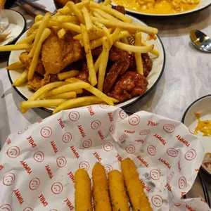 치킨오브니아 대표 사진