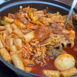 걸작떡볶이치킨 사진