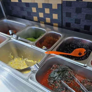 고기듬뿍대왕비빔밥 리뷰 사진