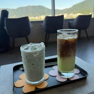 갤러리 카페 아트지 사진