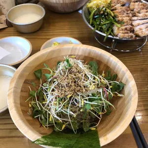 잘빠진메밀 대표 사진