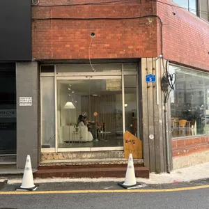 에헤디 대표 사진