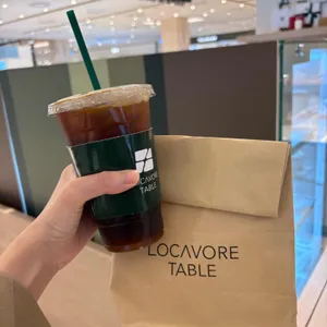 로카보어테이블 사진