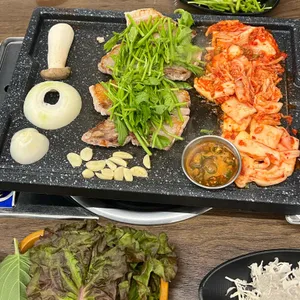 관산돈 리뷰 사진