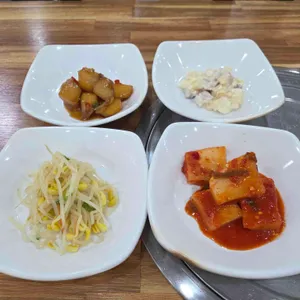 푸른산식당 사진 2
