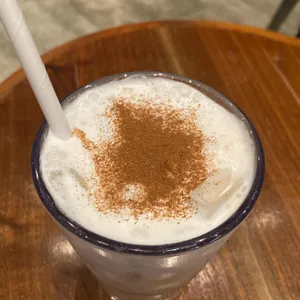 폴바셋 사진 1