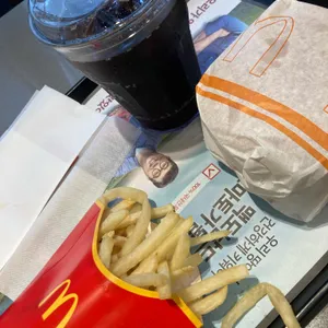 맥도날드 사진 1