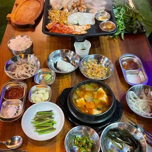 미돼지 대표 사진