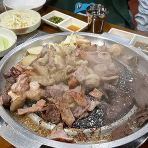 청정한우돌곱창 사진