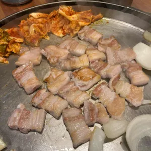 백두산생고기 사진