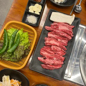 품육 사진