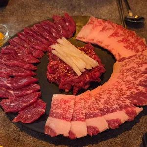 육회 더잡수소 사진