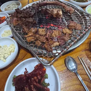 최씨본가참숯화로구이 대표 사진