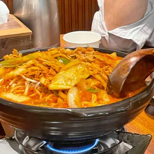 신촌감자탕해물뼈찜 사진 1