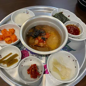 통큰솥뚜껑닭볶음탕 사진