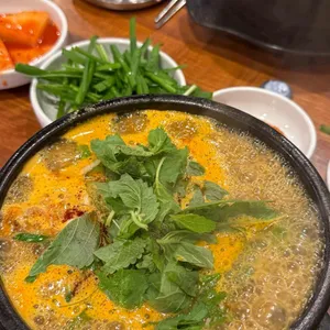 명품을지순대국 사진 1