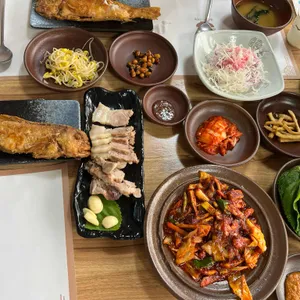 옹기밥상 사진 1