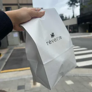 레브리 사진 1