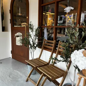 스페셜티스튜디오 대표 사진