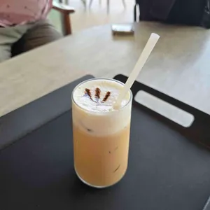 캐비네 드 쁘아쏭 사진