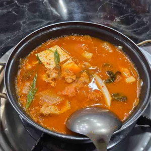 뚱이통돼지김치찌개 사진